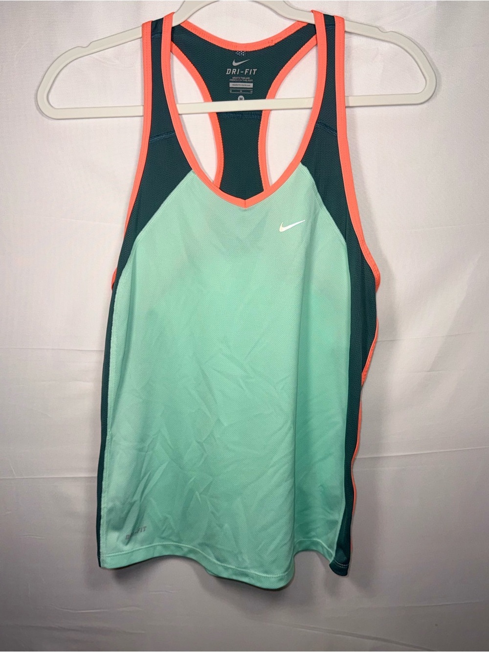 Nike Dri-Fit Women Green/Teal athletic Activewear Razorback Tank Top Size Medium